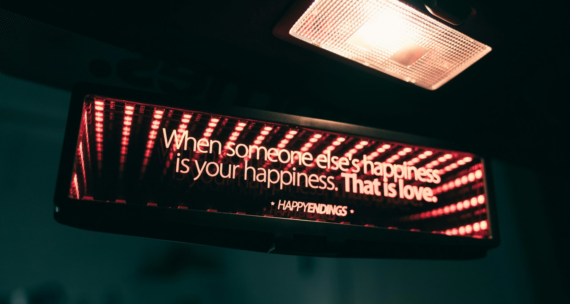 ein-zeichen-das-sagt-wenn-sich-jemand-anderes-andert-ist-dein-gluck-das-jetzt-ist-Is9xKMoqVBc