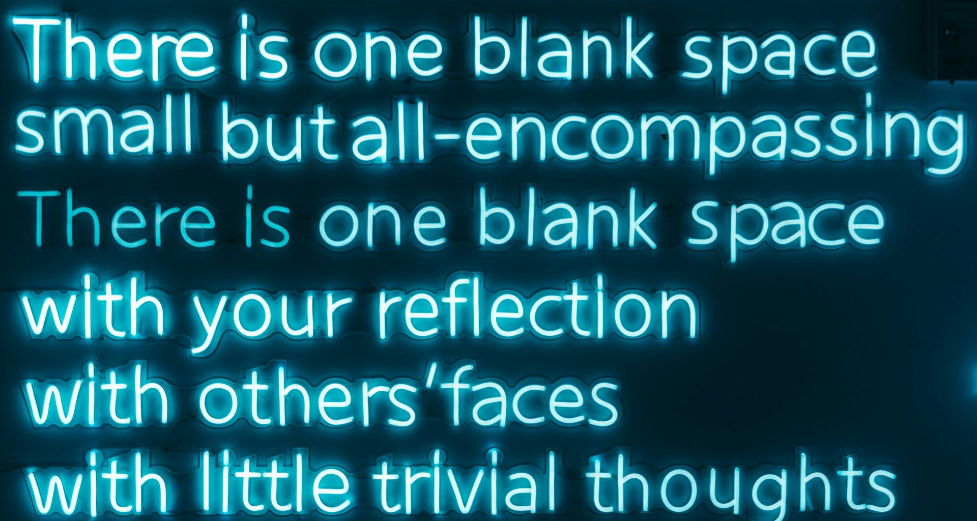 es-gibt-einen-leerzeichentext-DxniJ3nVY2A