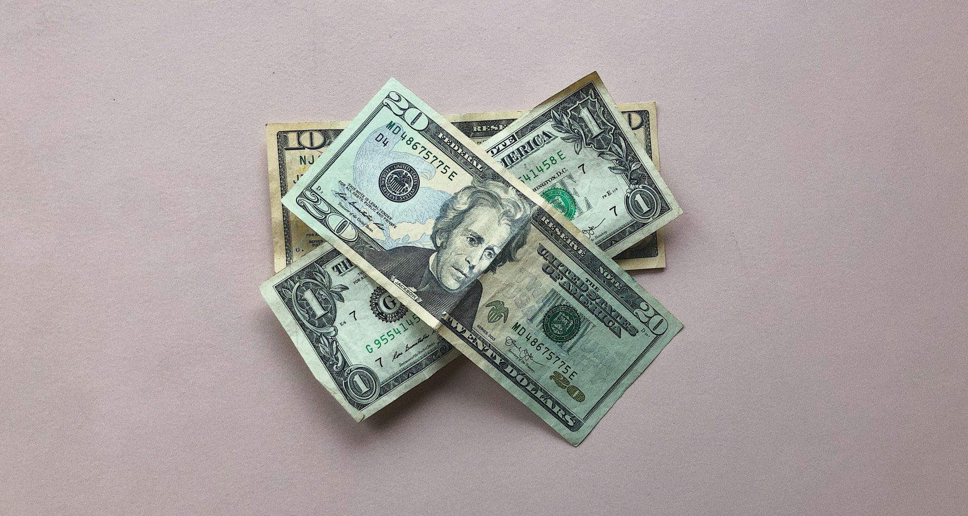 20-us-dollar-banknote-xmYK6dWqrEw