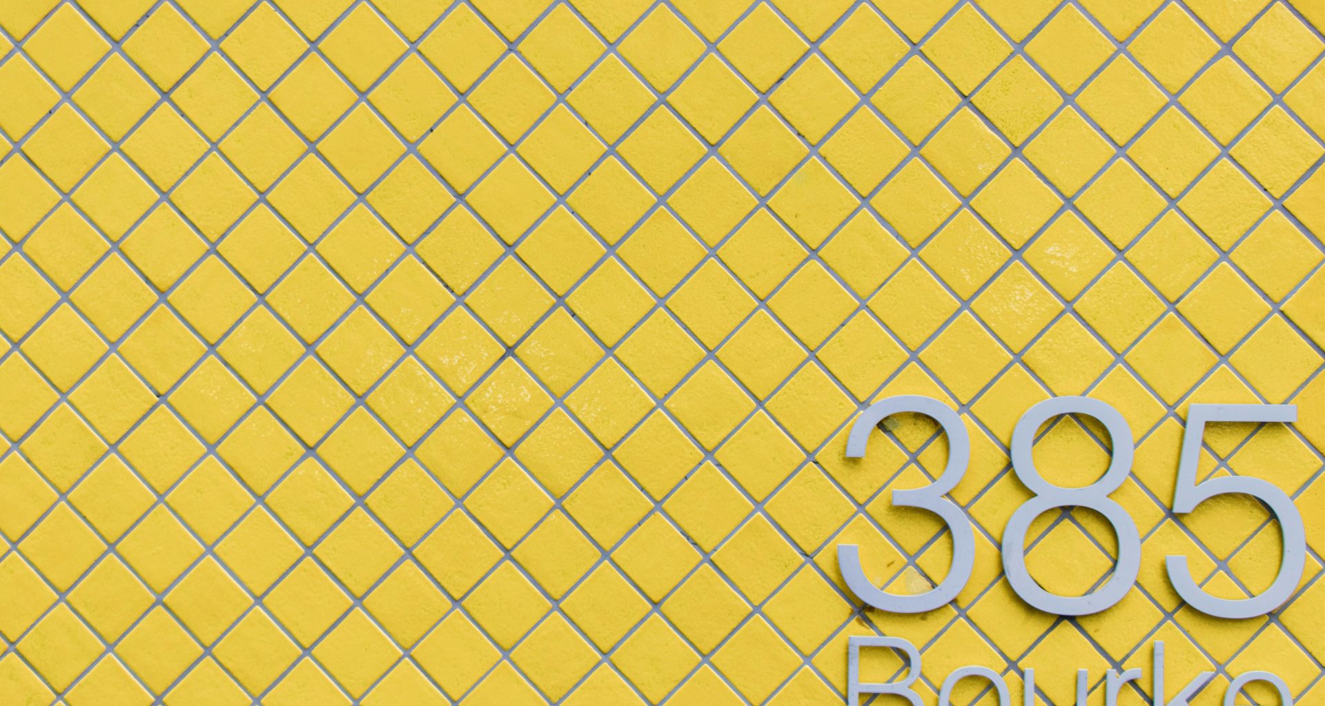 385-bourke-NKMhM64hLHo