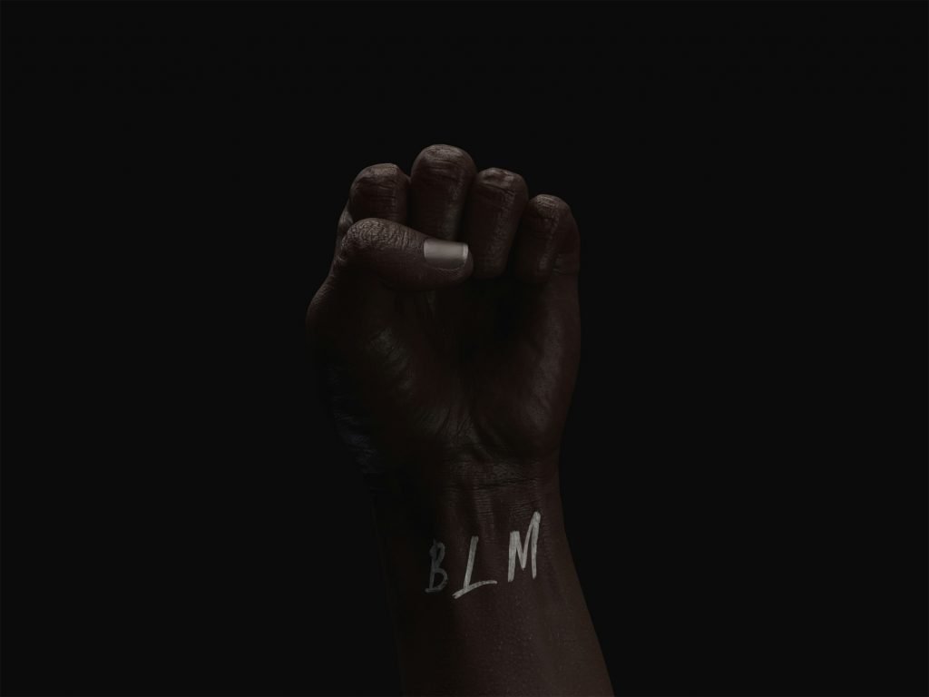 blm-iSIaOcFWu44