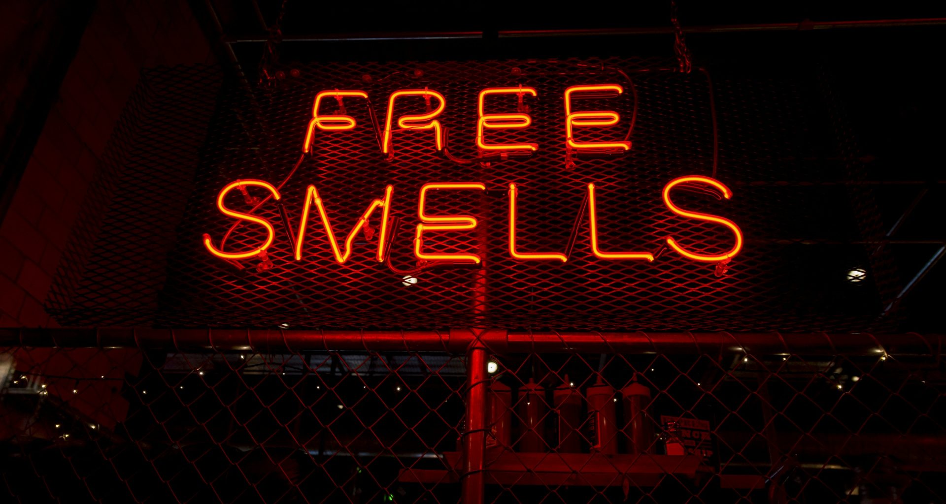 kostenlose-smells-neonreklame-oFWjD41CLxs