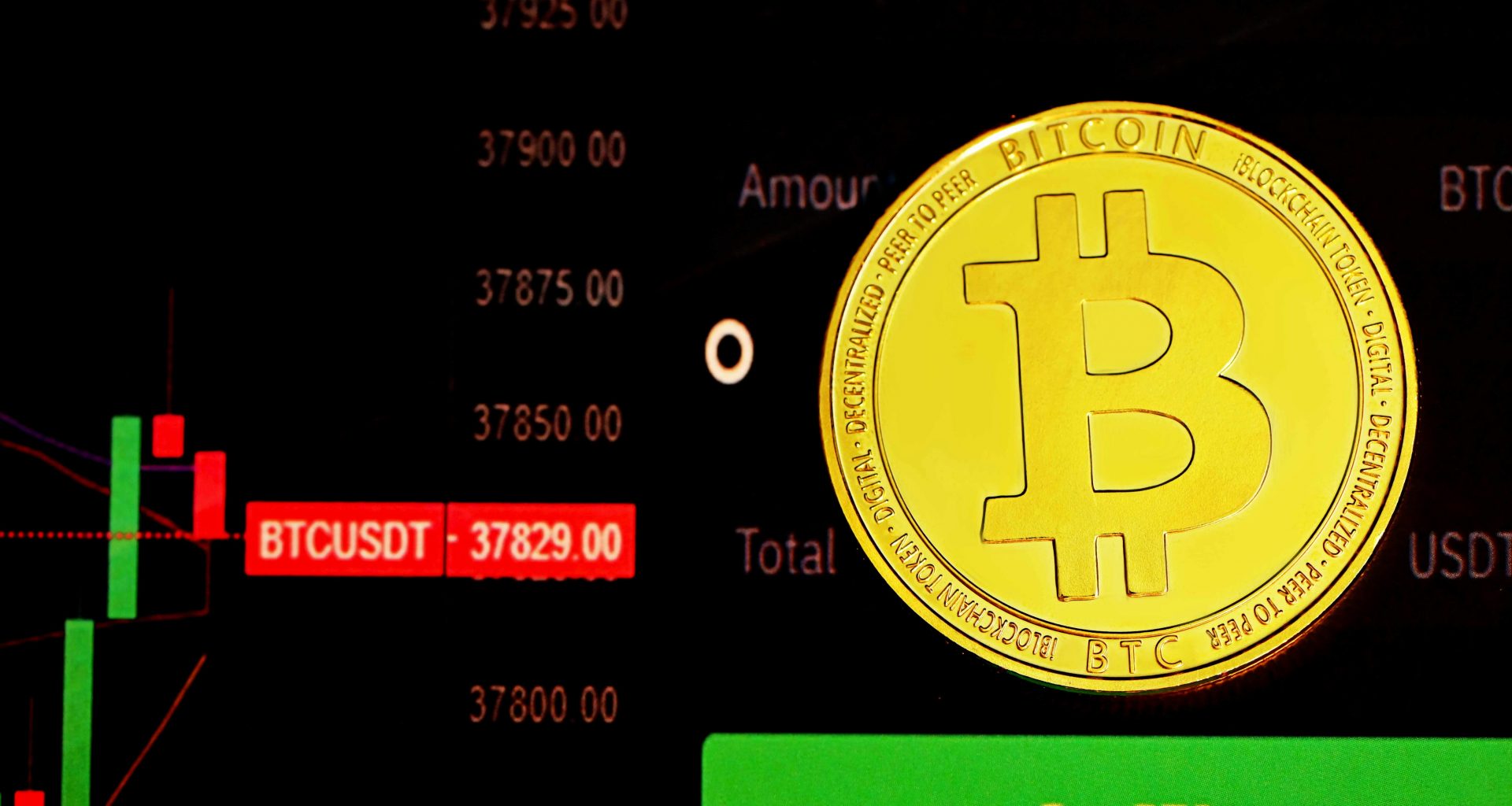 goldenes-und-schwarzes-rundes-logo-Z_0ach1PCfw