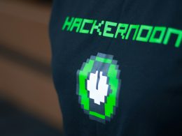 hackernoon-text-Io4n2UgG8Po