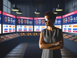 Marketingmanager im modernen Kontrollraum, betrachtet kritisch zentrale Marketing-KPIs wie Conversion Rate auf Monitoren mit digitalen Dashboards.