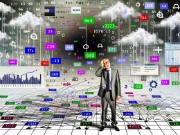 Eine verwirrte, modern gekleidete Person inmitten eines dichten digitalen Dschungels aus Datenströmen, Zahlen, Icons und chaotischen Diagrammen, inspiriert vom Stil einer Magazin-Titelseite.