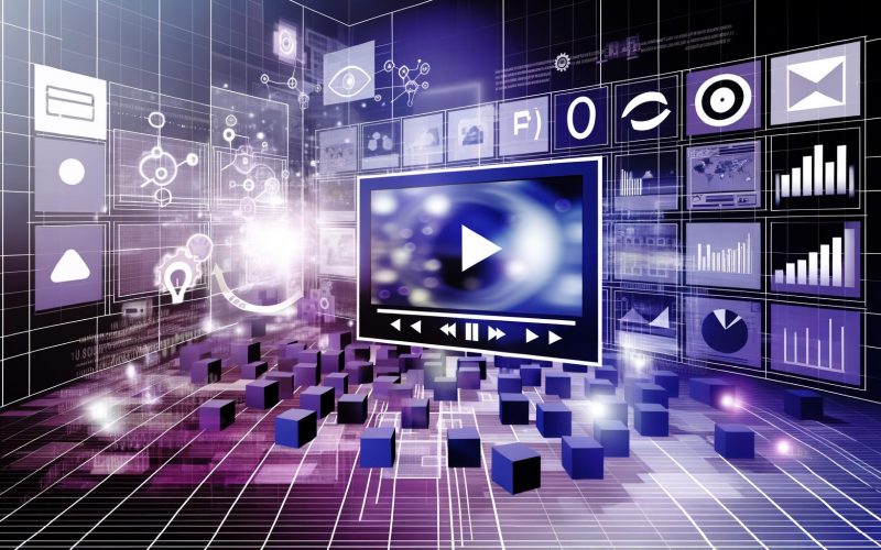 Digitaler Arbeitsplatz mit Analytics-Dashboards, abstrakten Symbolen für Abspielen, Auge und Diagramme, zentralem Videoplayer und überlagernden Kennzahlen in Blautönen.