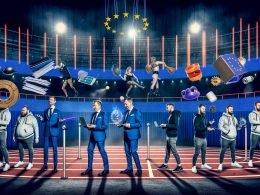 Surreale Zirkusszene im EU-Parlamentsstil mit Bürokraten, die Regelwerke jonglieren, Start-up-Gründern mit Laptops und KI-Robotern sowie amerikanischen und chinesischen Tech-Giganten im Hintergrund.