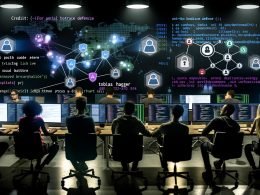 Ein divers besetztes Team von Marketer:innen und Entwicklern arbeitet konzentriert an großen Bildschirmen mit sozialen Netzwerkdaten, Datenvisualisierungen, Python-Code sowie Anti-Bot-Symbolen in einem innovativen, futuristischen Büro.