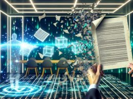 Abstrakter Maschinenraum mit transparenten Datenströmen, zerfallenden Papierverträgen und wachsendem Smart Contract-Code, im Vordergrund eine Person mit sich verwandelnden Dokumenten, sowie ein kleiner Fehler im Code.