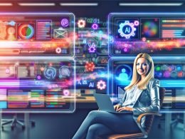 Marketing-Expertin im futuristischen Büro mit Laptop, KI-Symbolen, Datenströmen und bekannten Marketing-Tools wie Salesforce und HubSpot auf Bildschirmen