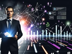 Business-Profi im Zentrum eines digitalen Netzwerks mit leuchtenden Linien, bunten Balkendiagrammen und interaktiven Dashboards auf einem Tablet.