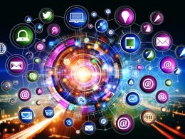 Lebendige Collage digitaler Marketingelemente mit Social Media Icons, Google Ads, CRM-Dashboard und digitalen Endgeräten vor einer nächtlichen Großstadtszenerie.