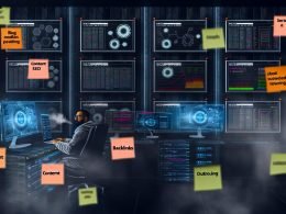 Magazincover mit abstrakter, futuristischer SEO-Maschine, Zahnrädern, Datenströmen, Webseitenwireframes und Charts in Schwarz, Blau, Grün und Silber.