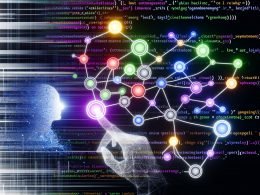 Magazin-Titelbild mit abstrahierter Benutzeroberfläche, visualisiertem Chatbot-Dialogbaum, verschlungenen Pfaden, Codes im Hintergrund und einem User-Avatar, der mit einem leuchtenden Textfeld interagiert.