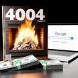 Stapel brennender Geldscheine im modernen Kamin, dahinter ein aufgeklappter Laptop mit Google-Suchleiste und SEO-Grafiken auf dem Bildschirm