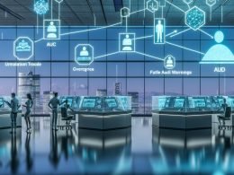 Ultramoderner KI‑Finanzkontrollraum mit transparenten Bildschirmen, Handel/Compliance/Fraud‑Alerts, Menschen neben humanoiden Robotern und KPIs AUC/PRAUC/Latenz; Roboterarm signiert Audit‑Logs.