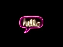 rosa-und-gelbes-hallo-neonlicht-3SIXZisims4