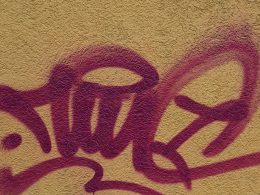 lila-und-weiss-love-print-textil-qXNB607Kuoo