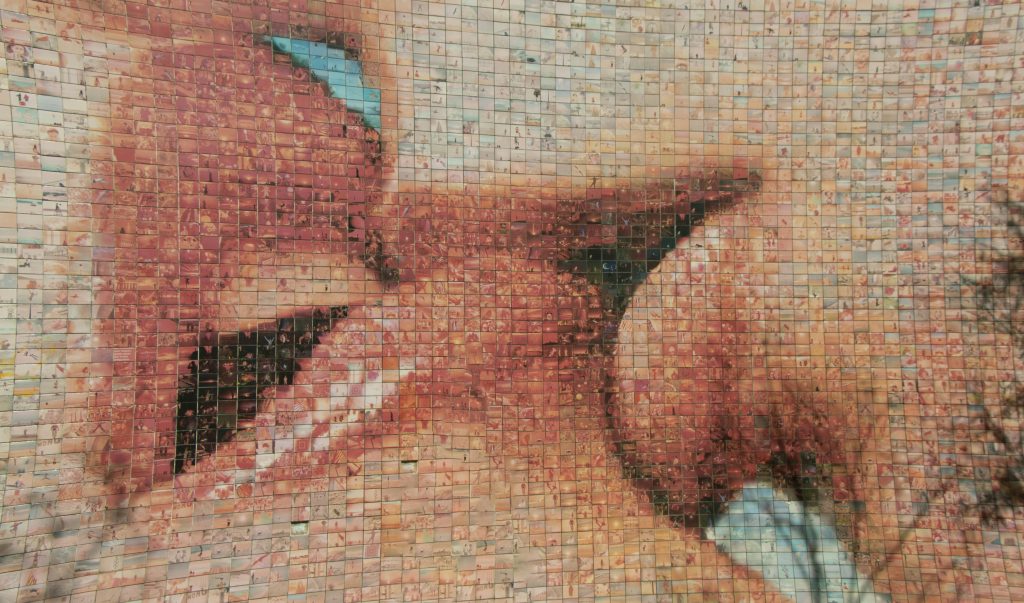 frauengesicht-mit-blauen-augen-YquDRcQVXPI