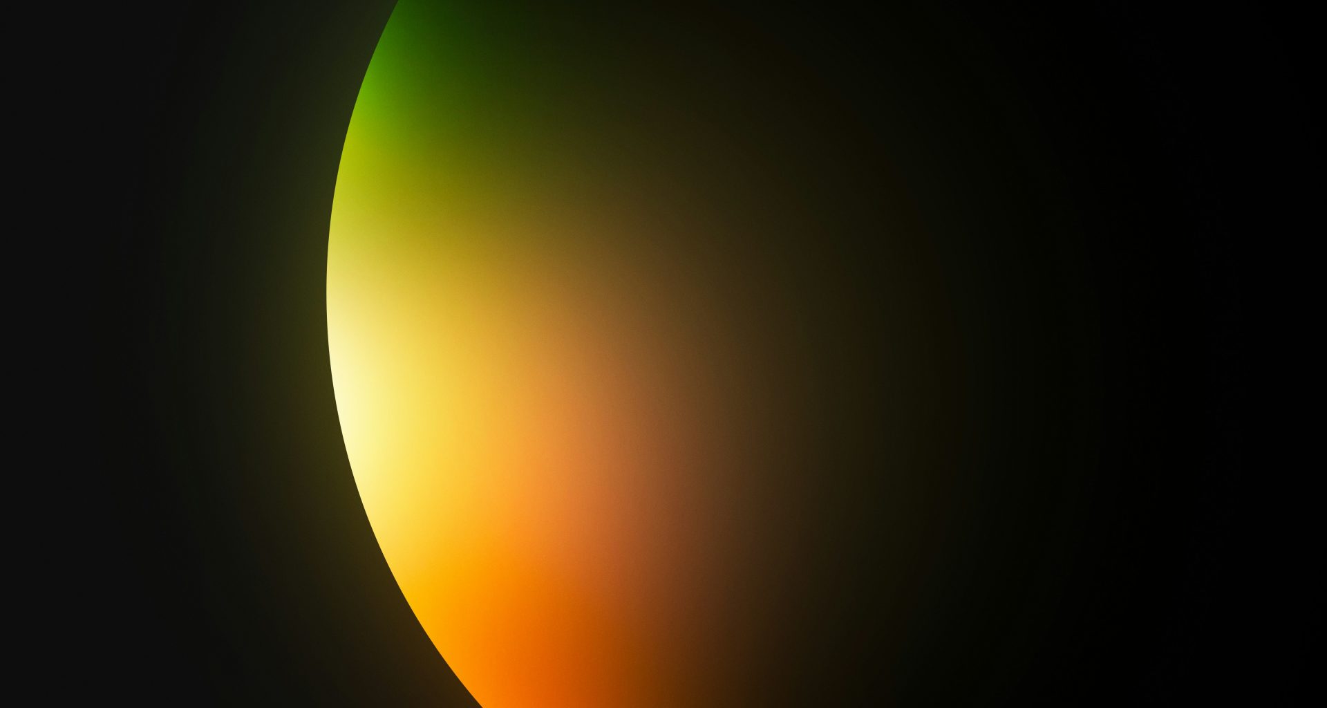 ein-schwarzer-hintergrund-mit-einem-gelben-und-grunen-licht-8ZQjuycIoc4