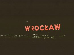 i-love-you-text-auf-schwarzem-hintergrund--V5lZ6zGxMQ