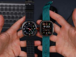 zwei-hande-die-zwei-verschiedene-apple-watch-modelle-halten-h3gFLMJz6QY