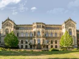 Buffer Dashboard zur Planung und Analyse von Social Media Beiträgen auf verschiedenen Plattformen