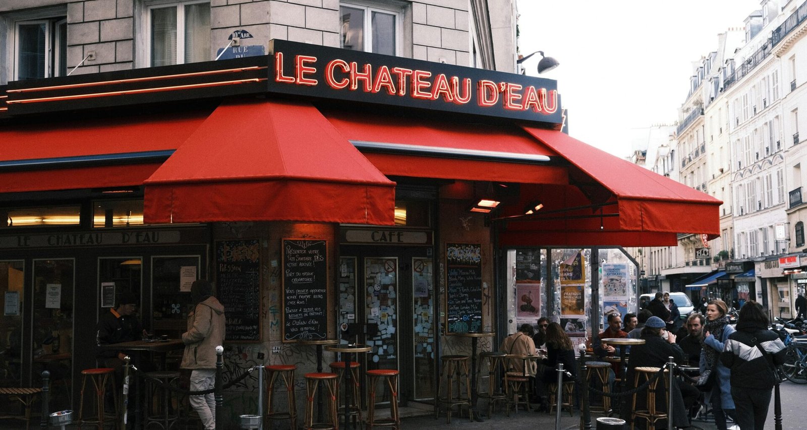 Buffer Social-Media-Management Dashboard mit geplanten Beiträgen und Analyse-Tools