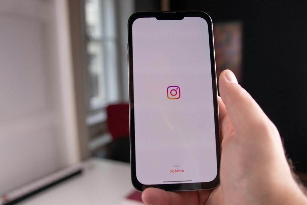 Buffer Dashboard zeigt geplante Social Media Beiträge und Analyse-Tools