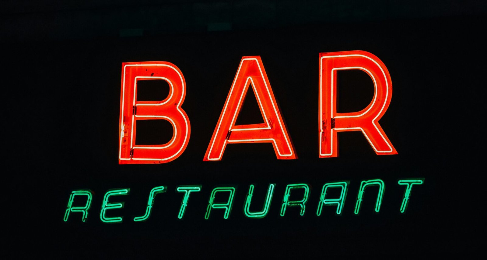 Dashboard von Buffer mit geplanten Social Media Beiträgen auf verschiedenen Plattformen