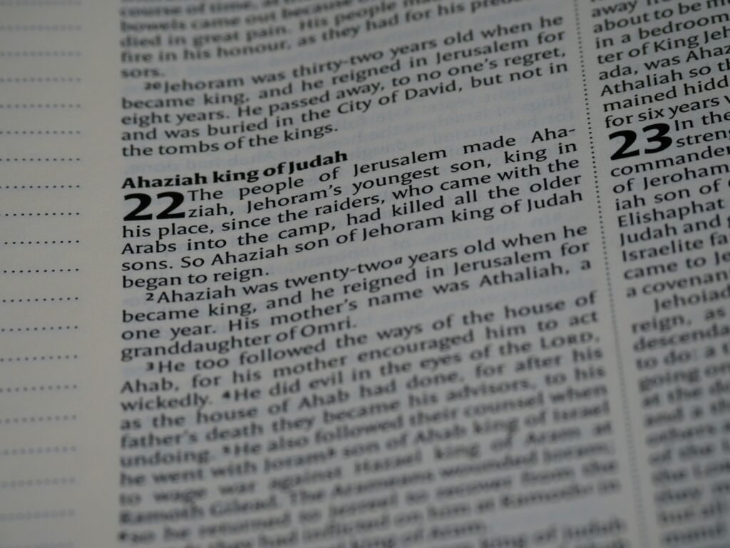 Buffer-Dashboard mit geplanten Social-Media-Posts auf einem Laptop angezeigt