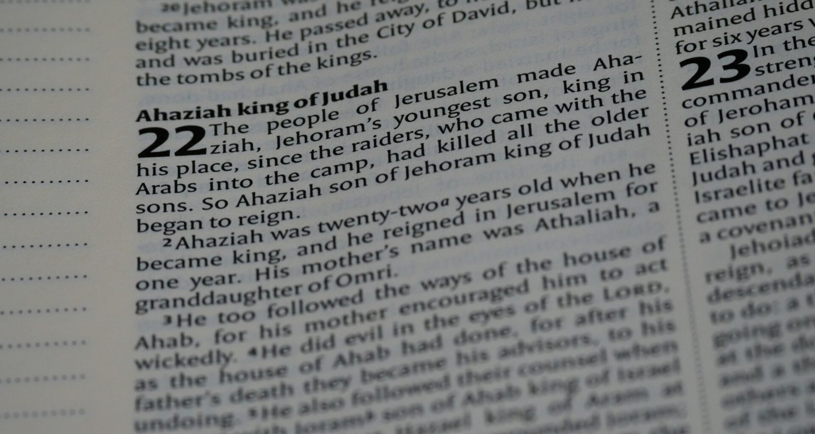 Buffer-Dashboard mit geplanten Social-Media-Posts auf einem Laptop angezeigt