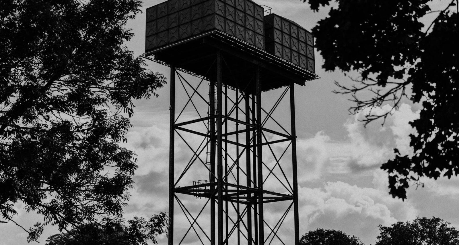 Dashboard der Buffer-App mit geplanten Social Media Beiträgen auf verschiedenen Plattformen