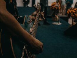 Buffer Dashboard mit geplanten Social Media Beiträgen auf verschiedenen Plattformen