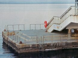 Beispiel einer Social-Media-Planungsübersicht in Buffer auf einem Laptop