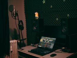 Dashboard von Buffer mit geplanten Social Media Beiträgen auf verschiedenen Plattformen