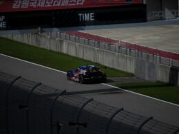 Buffer Benutzeroberfläche zeigt geplante Social Media Beiträge auf verschiedenen Plattformen