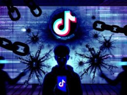 Futuristische Szene mit TikTok-Logo, verschlungenen Datenströmen, schemenhaften Moderatoren und glitchigem Smartphone-Nutzer in dunkler, technischer Atmosphäre.