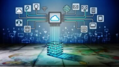 Modernes Headless CMS-Ökosystem mit transparentem CMS-Kern, offenen APIs, Datenströmen zu verschiedenen Endgeräten und modularen Bausteinen, ergänzt durch technische Trends, Chancen und einer Schritt-für-Schritt-Umsetzung.