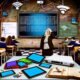 Ein ehrliches Klassenzimmer mit Smartboard-Fehler, kaputten Tablets, angespannten Schülern und gestresster Lehrerin vor WLAN-Routern und Altbaumauern.