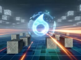 Futuristische Titelgrafik mit leuchtendem Ghost-Logo als digitale Schaltzentrale, umgeben von HTML-Bauklötzen, die per Lichtstrahl über ein weltweites CDN verteilt werden. Graue WordPress-Logos verschwinden im Hintergrund.