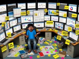 Junge Digital-Marketerin in einem chaotischen Büro, umgeben von mehreren Bildschirmen mit dichten Analysedaten und Marketing-Buzzwords.