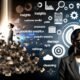 Titelbild mit großem Datenberg, Kundenprofil- und Analyse-Icons, zentralen Datenbegriffen und zwei Personen, die den Unterschied zwischen Datenmüll und wertvollen Insights verdeutlichen.