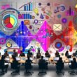 Modernes, vielfältiges Team bei der Zusammenarbeit in einem Hightech-Büro mit Audiowellenform, Automatisierung, visuellen Charts und Podcast-Tools, prominent mit Anchor und Spotify gebrandet.