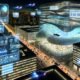 Futuristische Stadt bei Nacht mit beleuchteten Hochhäusern, fliegenden Autos, holografischen Diagrammen, digitaler Infrastruktur und einer zentralen KI-Zentrale.