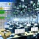 Dynamisches Büro mit Mitarbeitenden, die an Excel-Tabellen, Datenquellen, Code-Editoren sowie automatisierten Data-Pipelines und Dashboards arbeiten.
