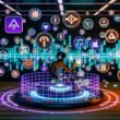 Futuristisches Podcast-Studio mit Creator, digitalen Audio-Wellen, schwebenden NFT- und Blockchain-Symbolen sowie dezentralen Netzwerken. Verblasste Logos traditioneller Plattformen im Hintergrund werden von strahlenden Web3-Ketten überstrahlt.