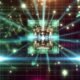 Illustration eines futuristischen Quantencomputers mit leuchtenden Qubits, abstrakten Lichtstrahlen und holografischen Netzstrukturen im Sci-Fi-Stil