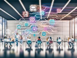 Kreatives Team arbeitet kollaborativ an digitalen Whiteboards im modernen Großraumbüro, umgeben von leuchtenden Grafiken, Datenströmen und Icons für zentrale digitale Tools wie Headless CMS und KI-Systeme.